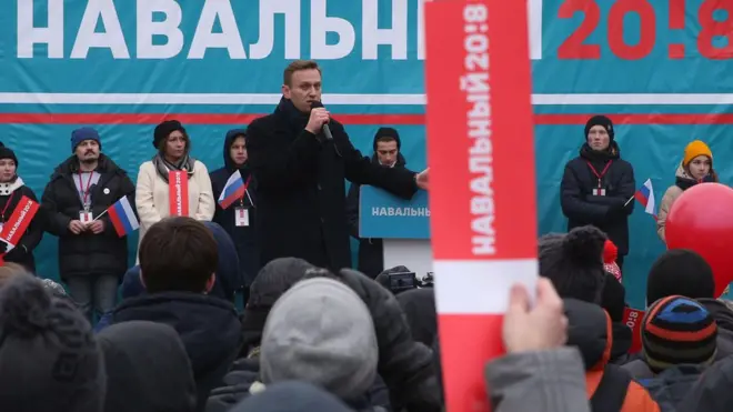 Алексей Навальный обещал "сделать жалобу в ЕСПЧ каждому, кого незаконно привлекут к ответственности за участие в митингах 26-го марта"