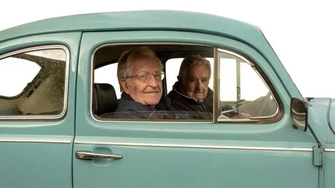 "Chomsky & Mujica" será un documental de 90 minutos sobre un fin de semana de diálogos entre ambas figuras.