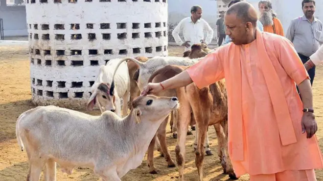 योगी आदित्यनाथ