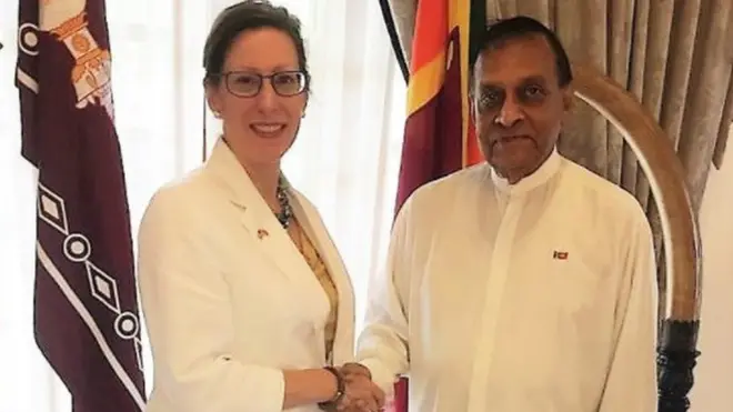 ඇමරිකානු තානාපතිවරිය ඇලයිනා ටෙප්ලිට්ස්