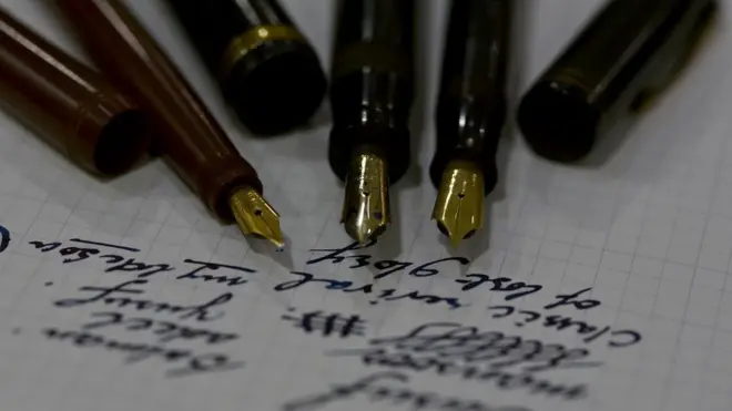 ఫౌంటెయిన్ పెన్ను