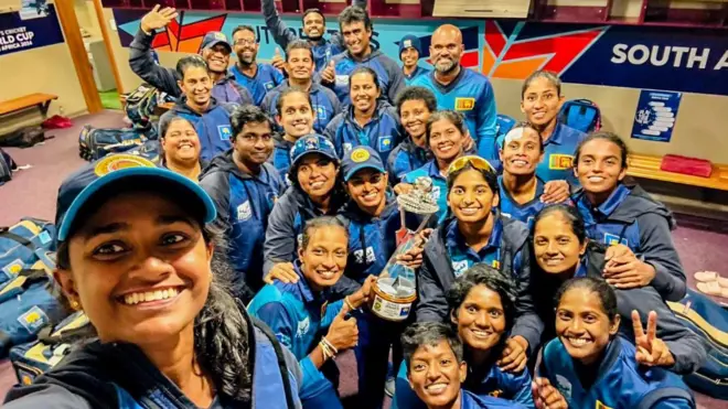 කාන්තා එක්දින ක්රිකට් තරග ඉතිහාසයේ ඉහළම සාර්ථක ලකුණු හඹා යාමේ ලෝක වාර්තාව බිහි කිරීමට ශ්රී ලංකා කාන්තා ක්රිකට් කණ්ඩායම ඊයේ (අප්රේල් මස 17 වෙනිදා) සමත් විය.