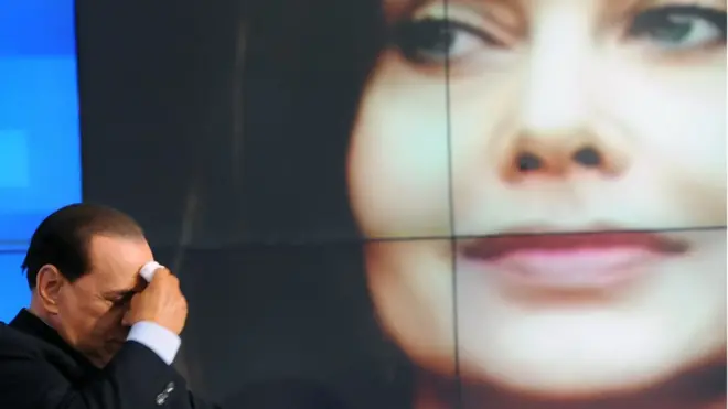 Сильвио Берлускони и Вероники Ларио были женаты 24 года, но развились из-за очередного секс-скандала политика