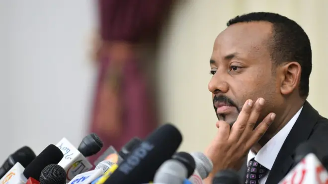 Seer-maleessummaan danqaa bulchiinsa ammaa isa jabaa dha jedhan Ministirri Muumme Dr. Abiy