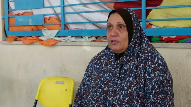  مع اشتداد القصف الإسرائيلي للقطاع، مواطنون من غزة يحتمون بمدارس الأونروا