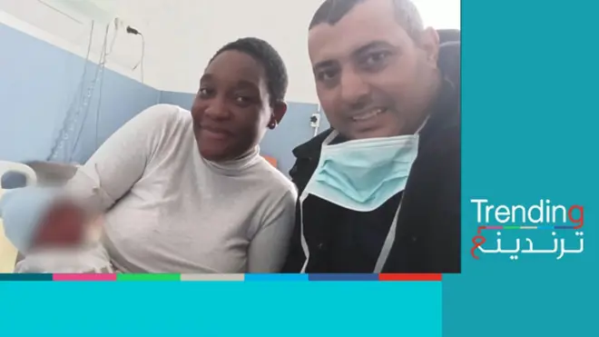 كيف ساعد مهاجر جزائري امرأة على الولادة على قارعة الطريق في فرنسا؟