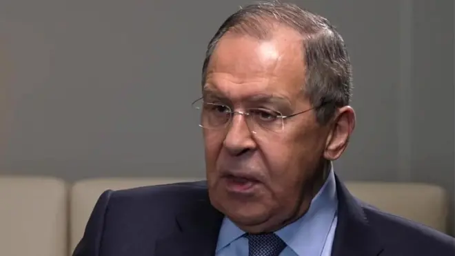 Sergei Lavrov fala à BBC