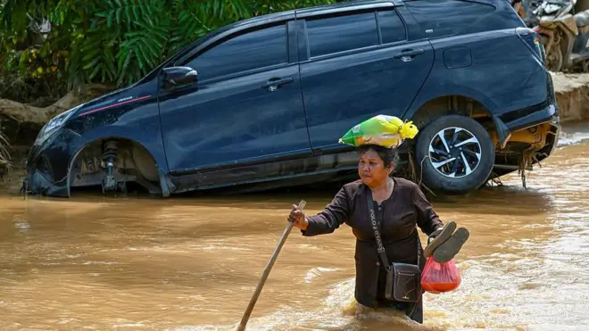 Banjir Sumatra, Tapanuli Tengah, Sumatra Utara, banjir dan longsor