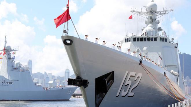 Một tàu chiến của Trung Quốc