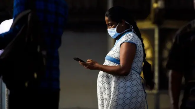 ගැබිණි මව්වරුන්