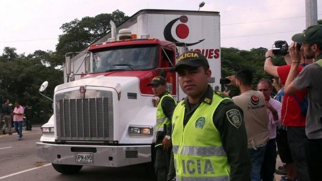 Colombian police guard lorries with humanitarian aid in Cúcuta. Photo: 7 February 2019