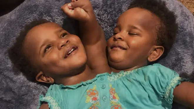 Мариэм и Ндейе