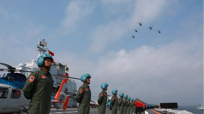 4月12日,中國舉行海上閲兵