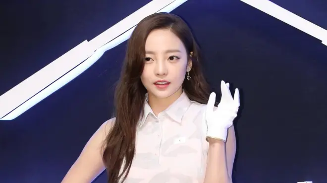 걸그룹 출신 배우 구하라가 향년 28세 나이로 세상을 떠났다