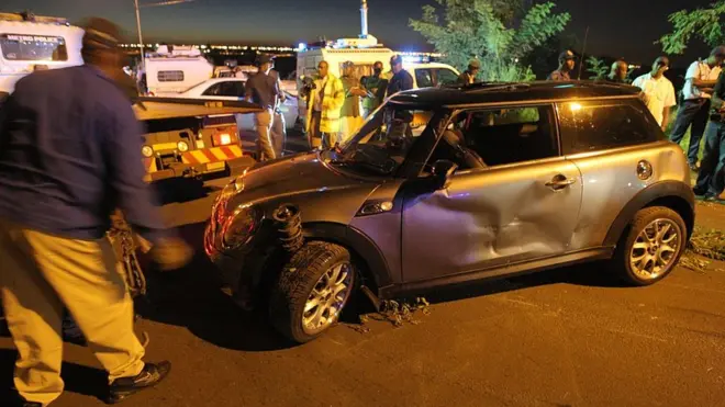 La scène d'un accident routier à Soweto, à Johannesburg en mars 2010.