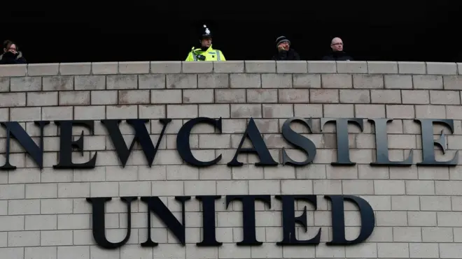 نيوكاسل الانجليزي