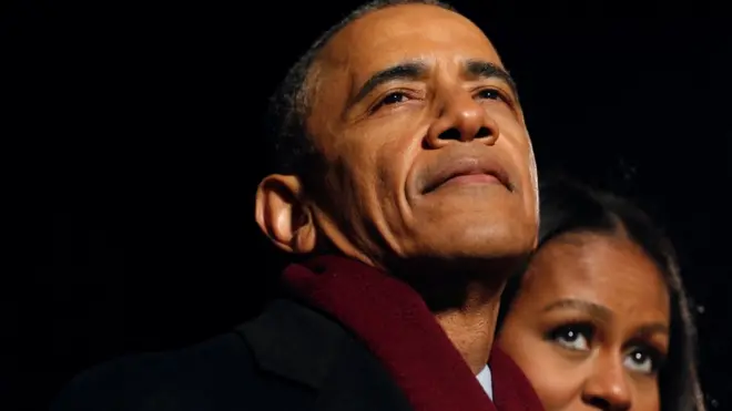 Presiden Obama membekukan sistem pendaftaran keamanan nasional era Bush pada 2011.