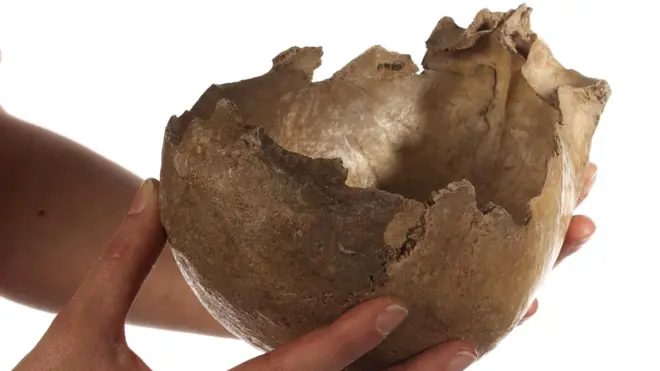 Чаша из человеческого черепа