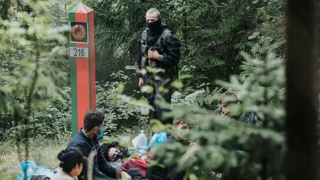 Считать ли Беларусь безопасной для мигрантов страной - это, по словам правозащитников, дискуссионный вопрос