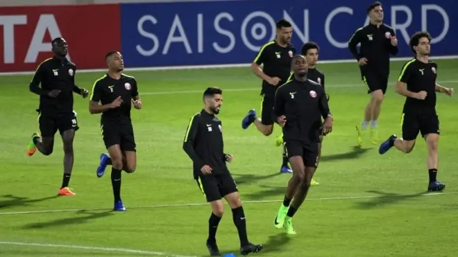 المنتخب القطري أثناء المران
