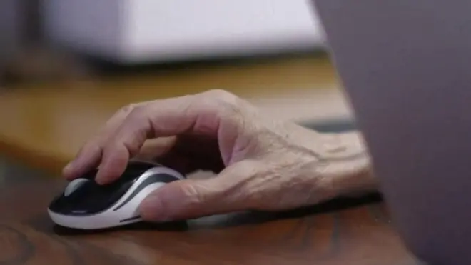 Au Japon, Masako a appris le codage elle-même, à 82 ans.