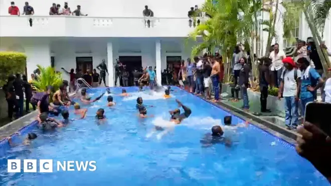 Waandamanaji walivamia nyumba ya rais wa Sri Lanka huko Colombo na kuchoma moto nyumba ya Waziri Mkuu