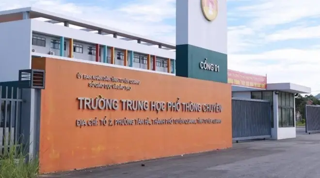 Trường Chuyên Tuyên Quang 