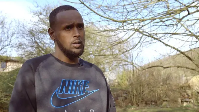 Abdi tuvo que recorrer un complicado camino para dejar atrás el mundo de las pandillas.