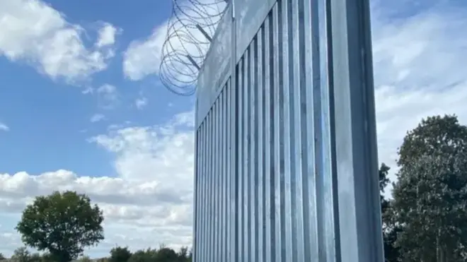 Yunanistan başbakanlığı duvarın ne şekilde güçlendirileceğini bu örnekle sergiledi