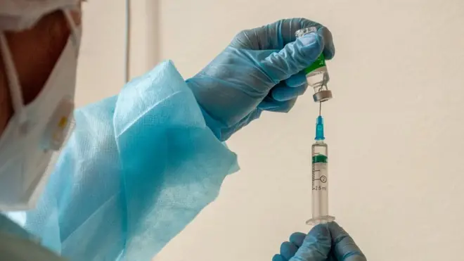 CoviShield - це індійський аналог вакцини AstraZeneca з відповідною ліцензією