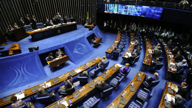 Nesta terça-feira, Senado devolveu o mandatoesportebet brasil 2 comAécioesportebet brasil 2 comvotação aberta | Foto: Marcos Oliveira/Agência Senado