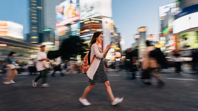 Penelitian memutarbalikkan pandangan tentang kreativitas yang dapat muncul dalam konsentrasi dan fokus pada satu hal yang sama.