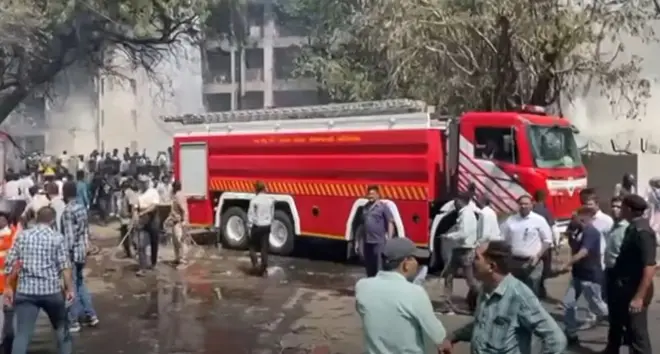 गुजरात के अहमदाबाद में विमान हादसा हुआ है