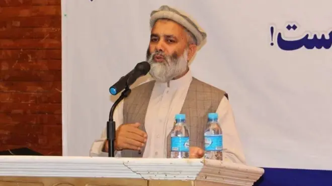 پوهاند نېکبخت د ادبیاتو د ننګرهار پوهنتون پوهنځي رئیس و