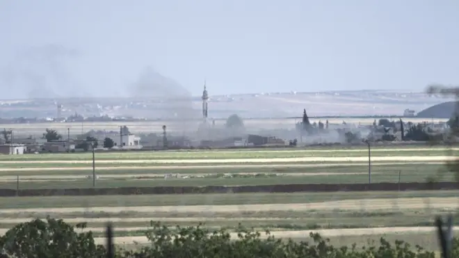 Аазаз - невелике місто, яке має стратегічне значення, адже знаходиться на шляху з Алеппо до Туреччини