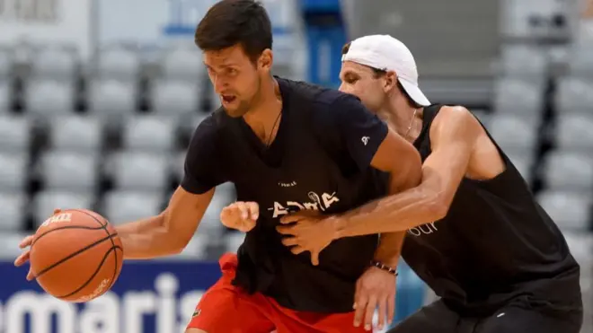 Đoković i Dimitrov na košarci u Zadru.