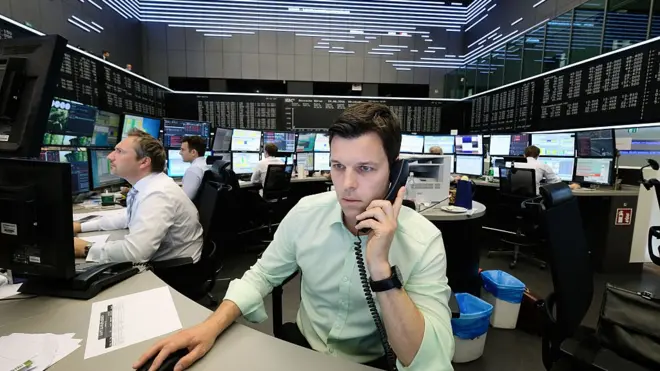 Fráncfort quiere quedarse con el negocio de Londres