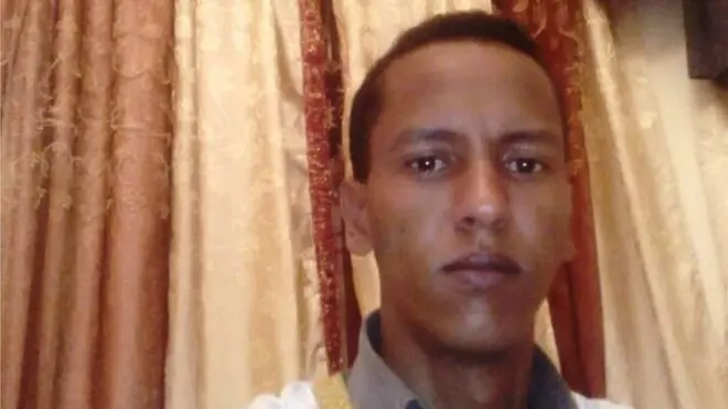 Mohamed Cheikh Ould Mohamed, avait été en première instance reconnu coupable d'apostasie et condamné à mort le 24 décembre 2014 par la Cour criminelle de Nouadhibou (nord-est).