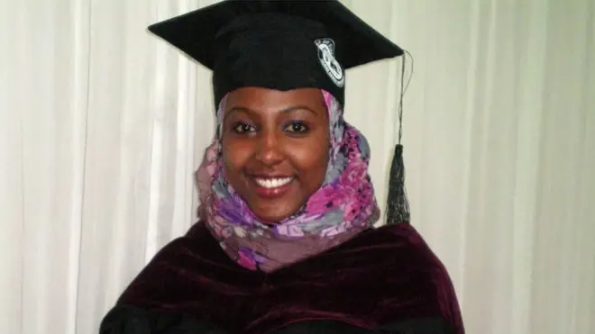 Umurii koo 25 ttin Yunivarsiitiin digirii koo itti baradhetti Pireezidantii Ittaantuu ta'e