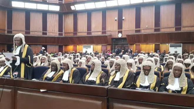 NBA President Paul Usoro SAN dey address gathering of lawyers for court.