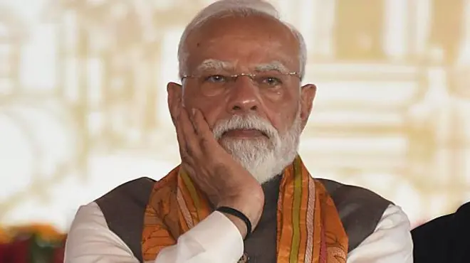 नरेंद्र मोदी