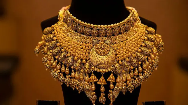 भारत में त्योहारी और शादी के सीज़न में गोल्ड की काफ़ी डिमांड रहती है