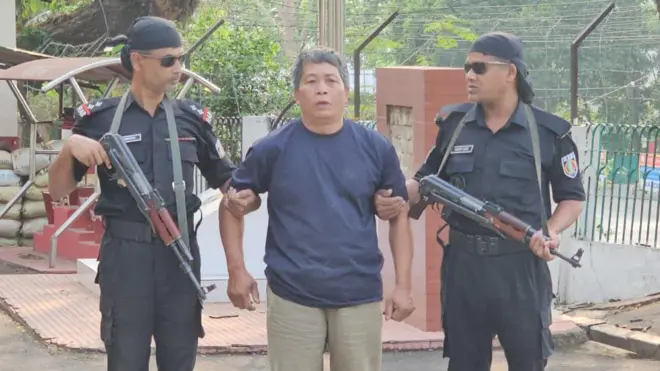 বান্দরবানে যৌথ অভিযানে কেএনএফের প্রধান সমন্বয়ক চেওসিম বম আটক