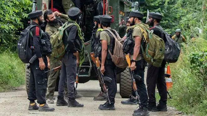 سرکاری اعدادو شمار کے مطابق 2021 سے اب تک پونچھ، راجوری، کٹھوعہ، ریاسی، ڈوڈہ، کشتواڑ اور اُدھم پور میں مختلف مسلح حملوں کے دوران 51 فورسز اہلکار مارے گئے ہیں۔