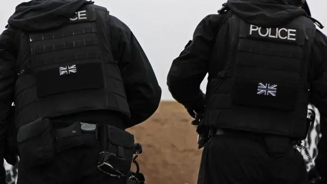 الضباط المكلفون بحماية محطات الطاقة النووية البريطانية