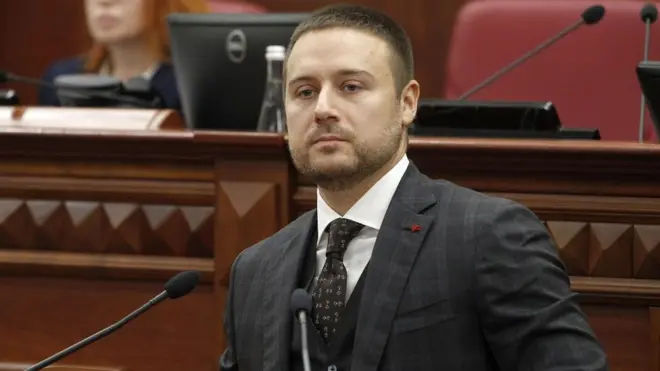 Володимиру Слончаку наклали 14 швів на голову