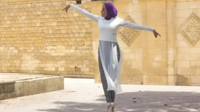 راقصة باليه