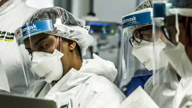 Sağlık ve laboratuvar çalışanlarının kullandığı maskelerin yüzde koruyuculuk özelliği yüzde 95'lere kadar varıyor