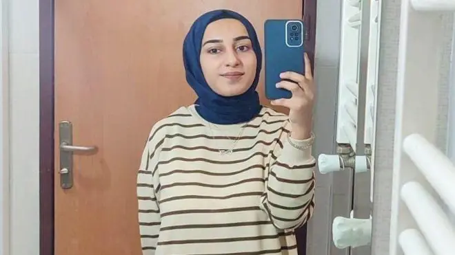 Rojin Kabaiş, Van Yüzüncü Yıl Üniversitesi'ndeki eğitimi için Diyarbakır'dan Van'a gitmişti.