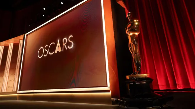 تمثال أوسكار كبير خلال حفل الإعلان عن المرشحين لجوائز الأوسكار الـ98، في مسرح صامويل جولدوين في بيفرلي هيلز، كاليفورنيا، الولايات المتحدة، 22 يناير/كانون الثاني 2026